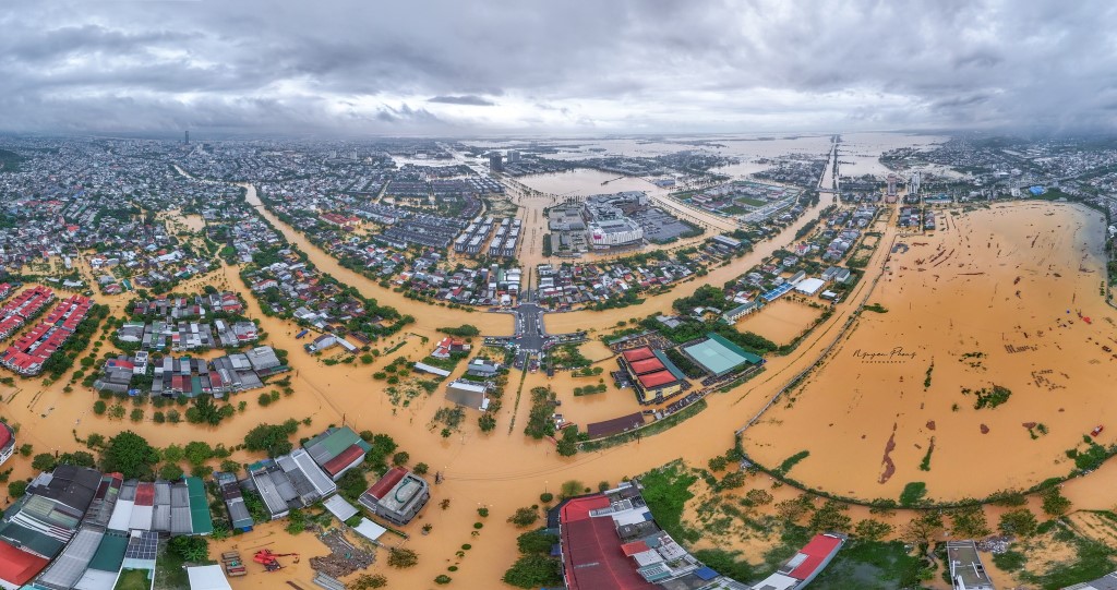 lu lut tai hue_hue ngap lut_mua lu tai hue_o che năng_o che mau_o lech tam_o du che mua nang tai hue3.jpg